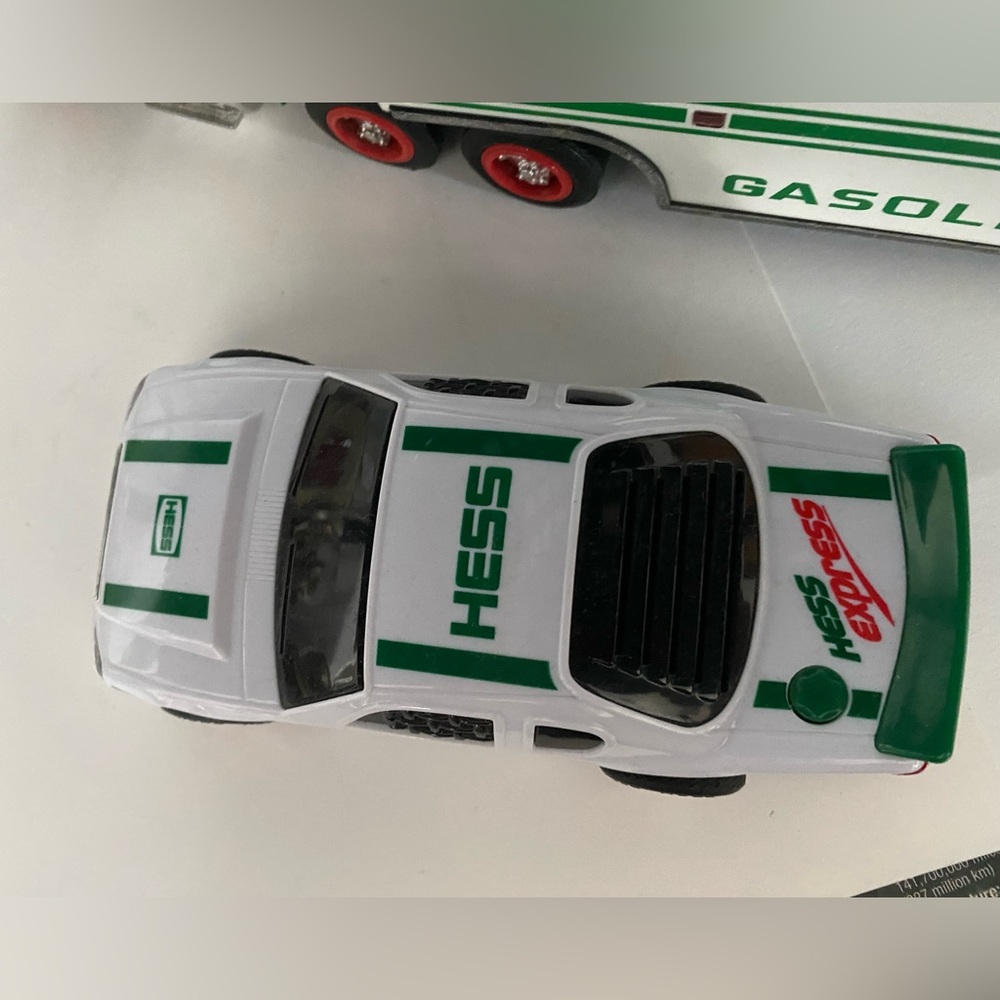 1995 HESS TRANSPORTER & RACE CAR - Picture 4 of 7